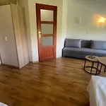 Sloneczny Dom I Na Wynajem 住宿加早餐酒店 3*