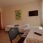 Sloneczny Dom I Na Wynajem B&B 3*
