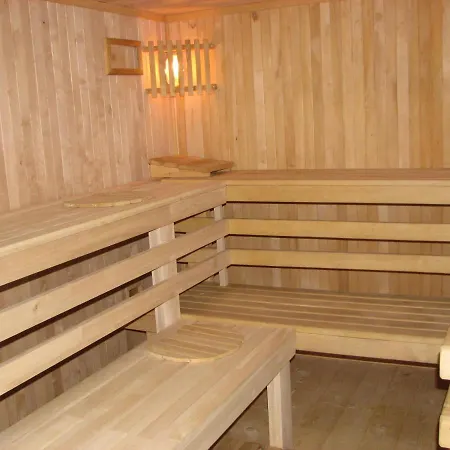 B&B Sloneczny Dom I Na Wynajem 웨바