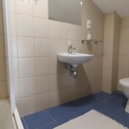 B&B Sloneczny Dom I Na Wynajem 웨바