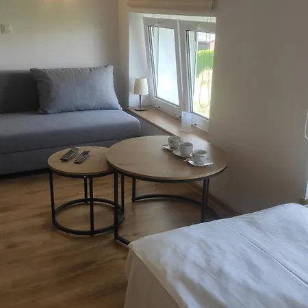 B&B Sloneczny Dom I Na Wynajem 웨바