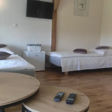 Sloneczny Dom I Na Wynajem B&B