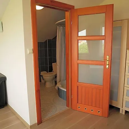 Sloneczny Dom I Na Wynajem B&B 웨바