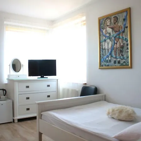 Bed & Breakfast Sloneczny Dom I Na Wynajem Leba