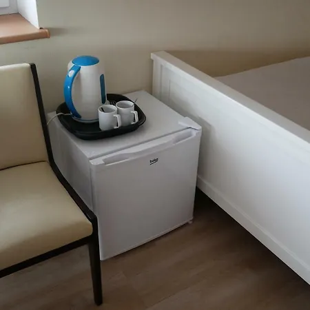 Sloneczny Dom I Na Wynajem B&B 웨바