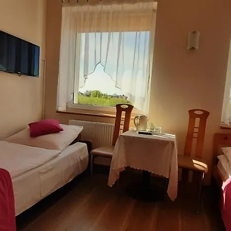 Sloneczny Dom I Na Wynajem 3* 웨바