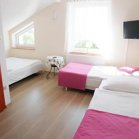 Bed & Breakfast Sloneczny Dom I Na Wynajem Leba