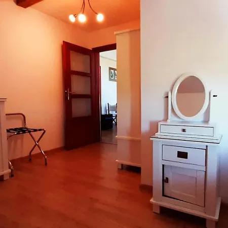 B&B Sloneczny Dom I Na Wynajem 웨바