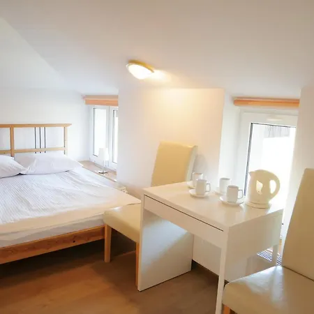 Sloneczny Dom I Na Wynajem