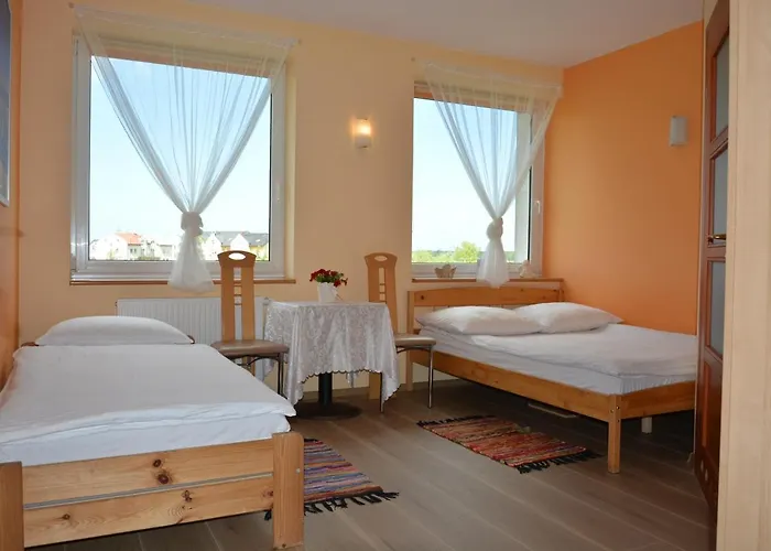 Sloneczny Dom I Na Wynajem Леба